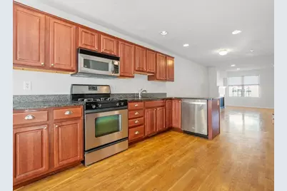 47 Alder St #3, Waltham, MA 02453 - Photo 4