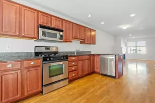 47 Alder St, Waltham, MA 02453 - Photo 4