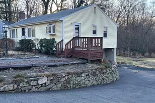 48 Hemlock Dr, Holliston, MA 01746 - Photo 2