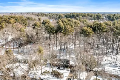 27 Fox Run Rd, Bedford, MA 01730 - Photo 2