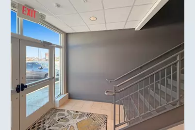 190 State #Upper 4, Newburyport, MA 01950 - Photo 10