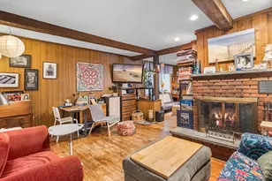 16 Felton St, Woburn, MA 01801 - Photo 6