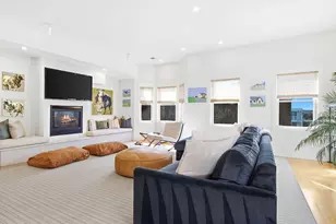 138 W 3rd St, Boston, MA 02127 - Photo 2