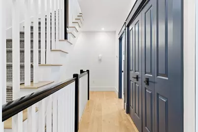 138 W 3rd St, Boston, MA 02127 - Photo 14