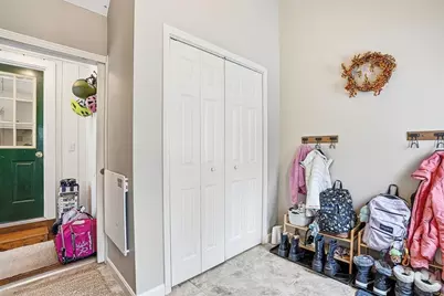 17 Walker St, Westborough, MA 01581 - Photo 32