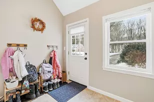 17 Walker St, Westborough, MA 01581 - Photo 4