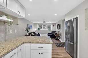 433 W Elm St, Brockton, MA 02301 - Photo 10