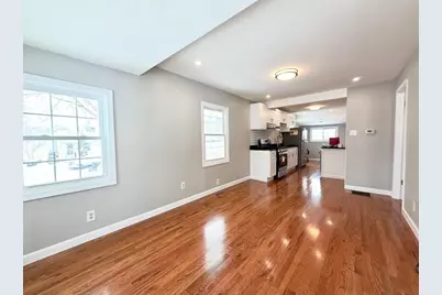 2 Salisbury St, Shrewsbury, MA 01545 - Photo 4