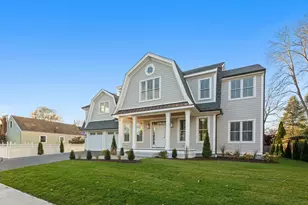 26 Beacon Ave, Newburyport, MA 01950 - Photo 1