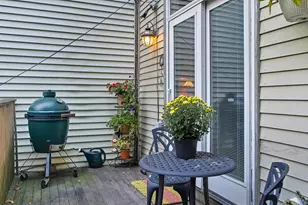 13 Pacific St, Boston, MA 02127 - Photo 20
