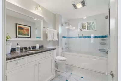 13 Pacific St, Boston, MA 02127 - Photo 12