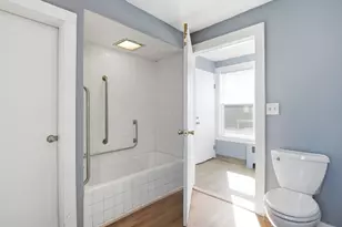 74 Carlisle St, Lowell, MA 01852 - Photo 24