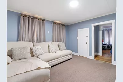 74 Carlisle St, Lowell, MA 01852 - Photo 34