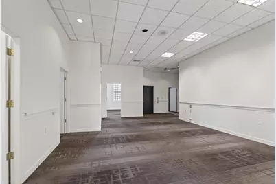 31 Plaistow Rd, Plaistow, NH 03865 - Photo 10