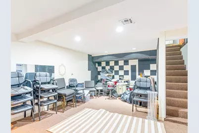 29 Spruce St, Milford, MA 01757 - Photo 24