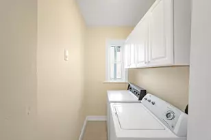 24 Montvale St, Boston, MA 02131 - Photo 10