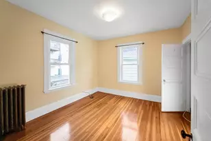 27 Woodlawn St, Boston, MA 02130 - Photo 4