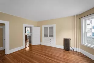 27 Woodlawn St, Boston, MA 02130 - Photo 8