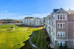 320 Martins Lndg, North Reading, MA 01864 - Photo 2