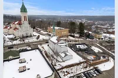 437 Main St, Southbridge, MA 01550 - Photo 2