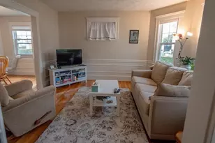 21 Bradwood St, Boston, MA 02131 - Photo 14