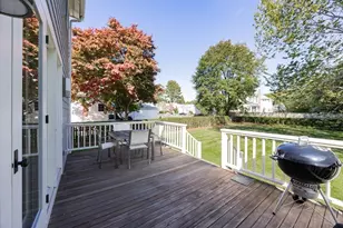 510 Webster St, Needham, MA 02492 - Photo 24