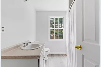 417 Hildreth St #30, Lowell, MA 01850 - Photo 14