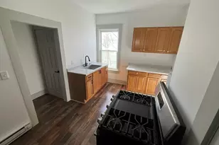 40 Garnet St, Fitchburg, MA 01420 - Photo 8