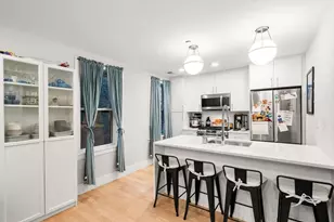 10 Lamson Ct, Boston, MA 02128 - Photo 2