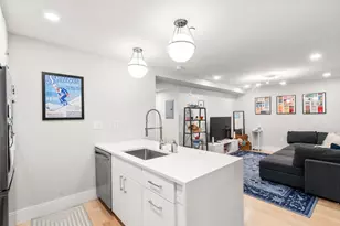 10 Lamson Ct, Boston, MA 02128 - Photo 4