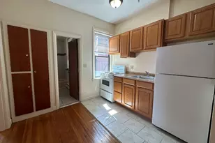 1242 Commonwealth Ave, Boston, MA 02134 - Photo 6