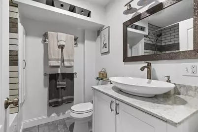 754 E 4th #1, Boston, MA 02127 - Photo 14