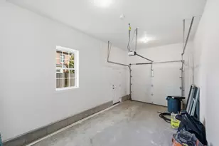 20 Willow St, Clinton, MA 01510 - Photo 24