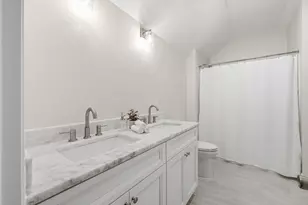 20 Willow St, Clinton, MA 01510 - Photo 22