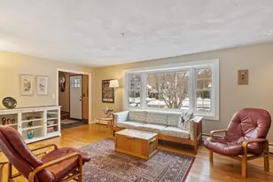 28 Webb St, Lexington, MA 02420 - Photo 2