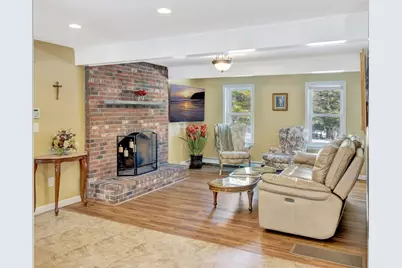 7 Fieldstone Dr, Mansfield, MA 02048 - Photo 12