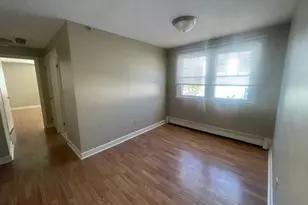 125 Common St, Quincy, MA 02169 - Photo 6