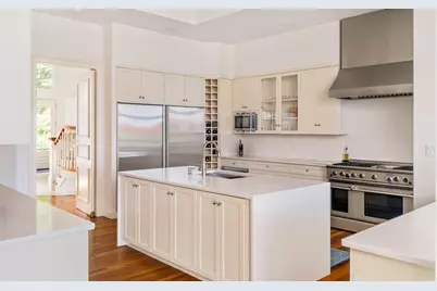 100 Westcliff Rd, Weston, MA 02493 - Photo 12