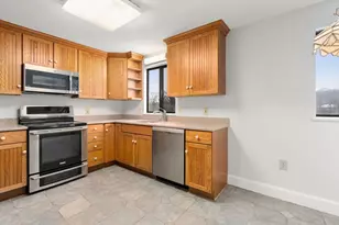 65 Lake Ave, Worcester, MA 01604 - Photo 18