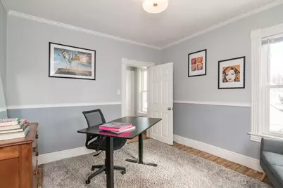 352 Pleasant St, Holyoke, MA 01040 - Photo 28