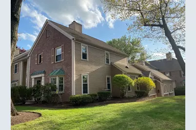 19 Oakland Avenue #19, Needham, MA 02492 - Photo 2