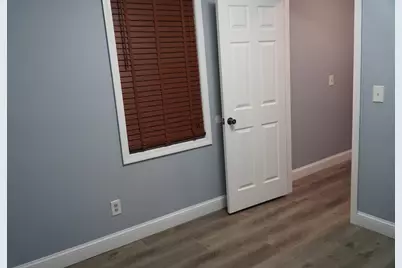 122 Norman St, West Springfield, MA 01089 - Photo 18