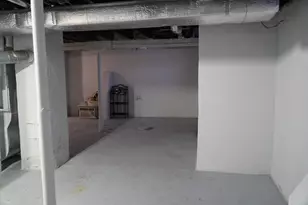 122 Norman St, West Springfield, MA 01089 - Photo 14