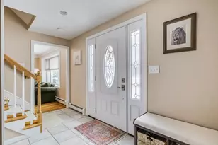 95 Colgate Dr, North Andover, MA 01845 - Photo 2