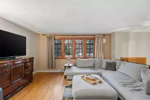 122 Forest St, North Andover, MA 01845 - Photo 4