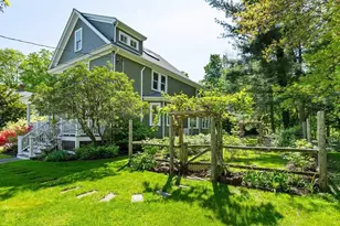 18 Hill St, Lexington, MA 02421 - Photo 10