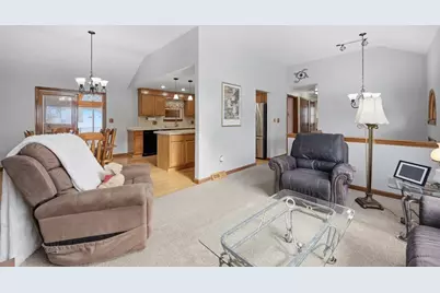 69 Johansen Dr, Marlborough, MA 01752 - Photo 4