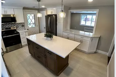 24 Reeds Lane, Holbrook, MA 02343 - Photo 4