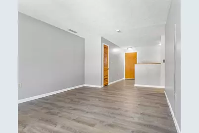 189 Littleton Rd #10, Chelmsford, MA 01824 - Photo 8