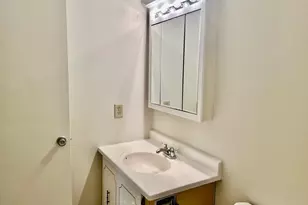 1004 Paradise Rd, Swampscott, MA 01907 - Photo 26